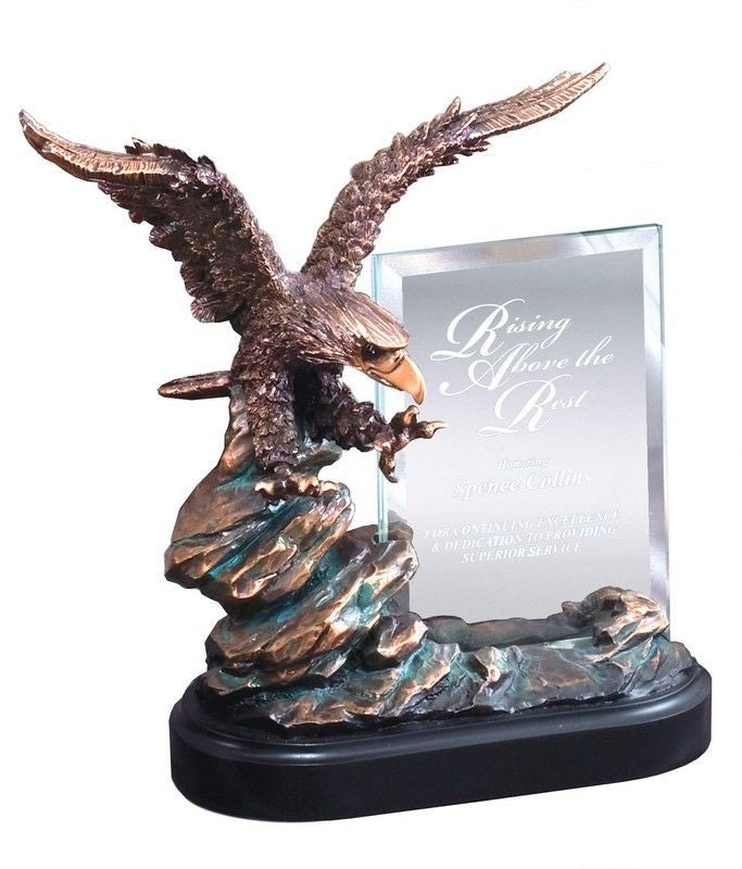 American Eagle Landing on Rocks Award with Personalized Glass Plate